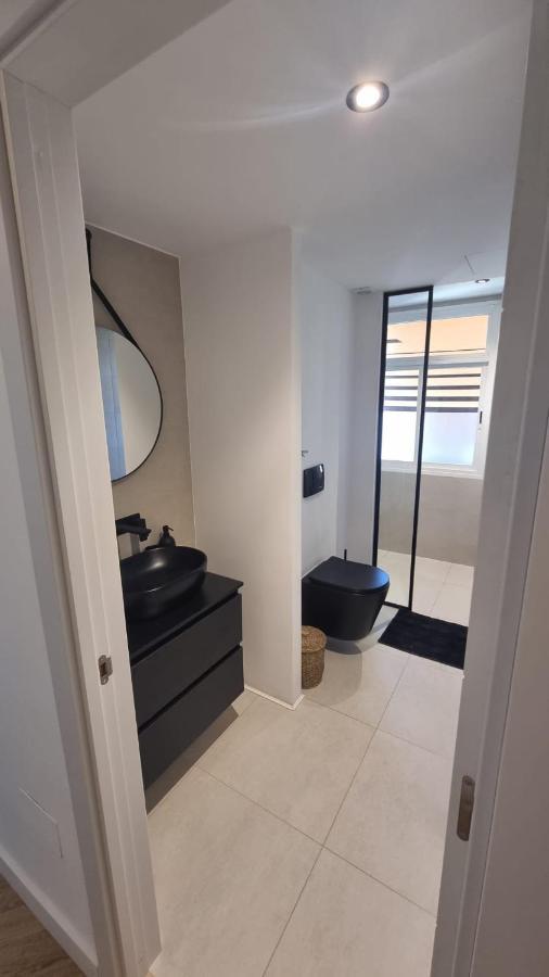 Luxe Appartement In Het Centrum Van Malaga Met Gratis Parkeerplek! Buitenkant foto