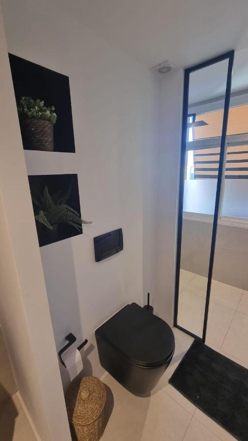 Luxe Appartement In Het Centrum Van Malaga Met Gratis Parkeerplek! Buitenkant foto