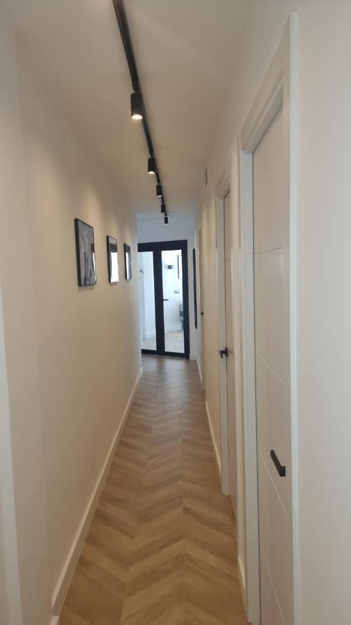 Luxe Appartement In Het Centrum Van Malaga Met Gratis Parkeerplek! Buitenkant foto